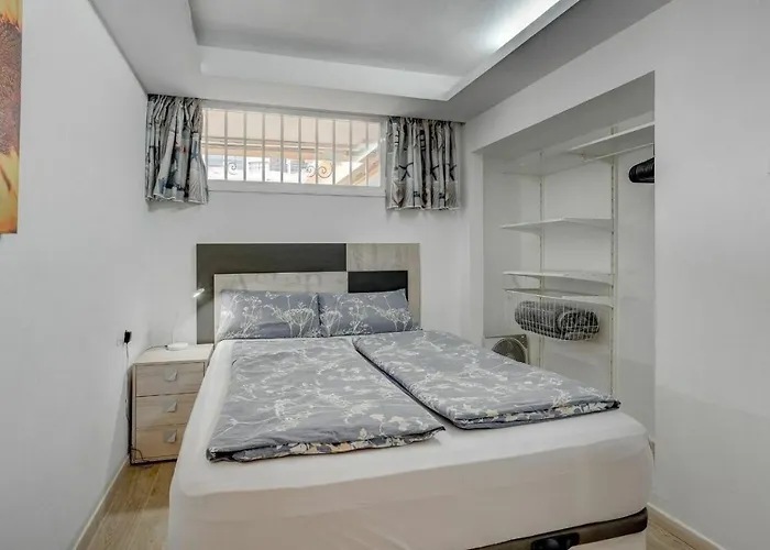 Las Americas - 1 Bedroom - Flayla-H